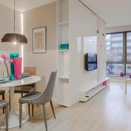 아파트 Center - Parking Wliczony W Cene 브로츠와프